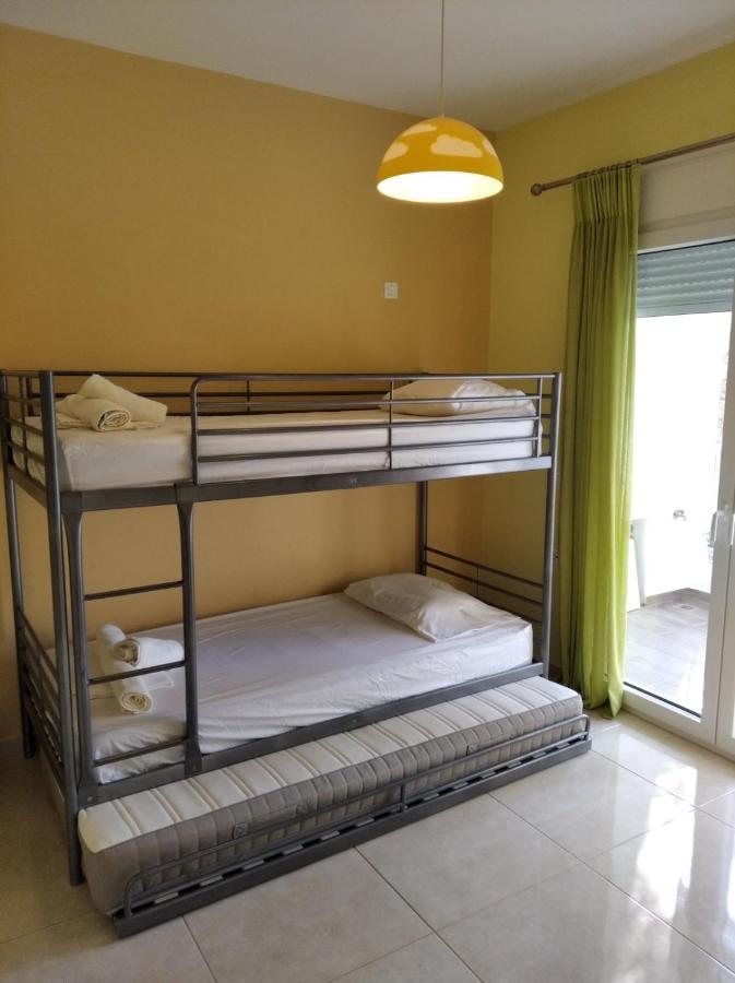 Cozy Villa Vita Lagonisi Kalivia Thorikou Extérieur photo