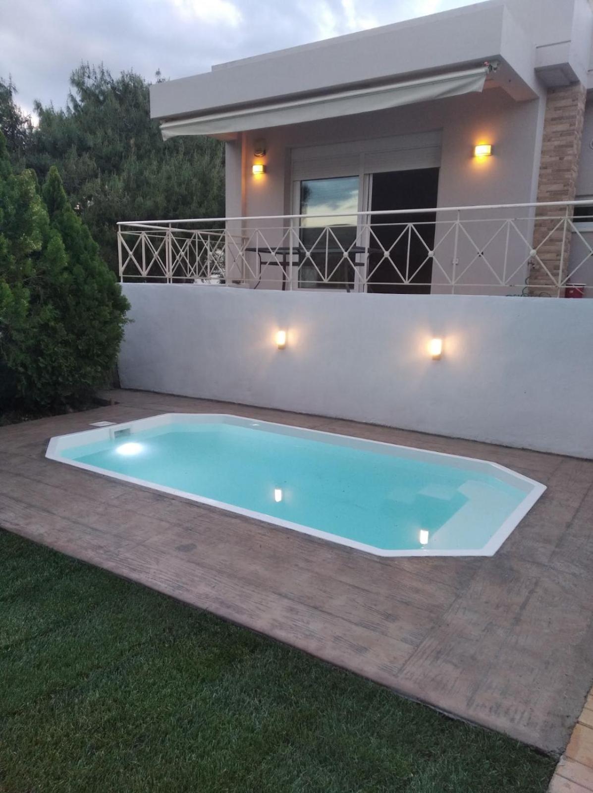 Cozy Villa Vita Lagonisi Kalivia Thorikou Extérieur photo