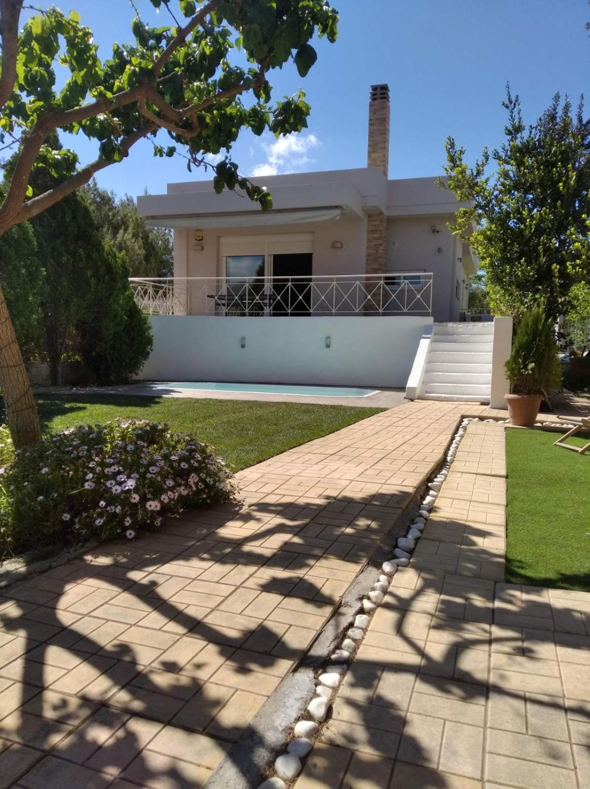 Cozy Villa Vita Lagonisi Kalivia Thorikou Extérieur photo
