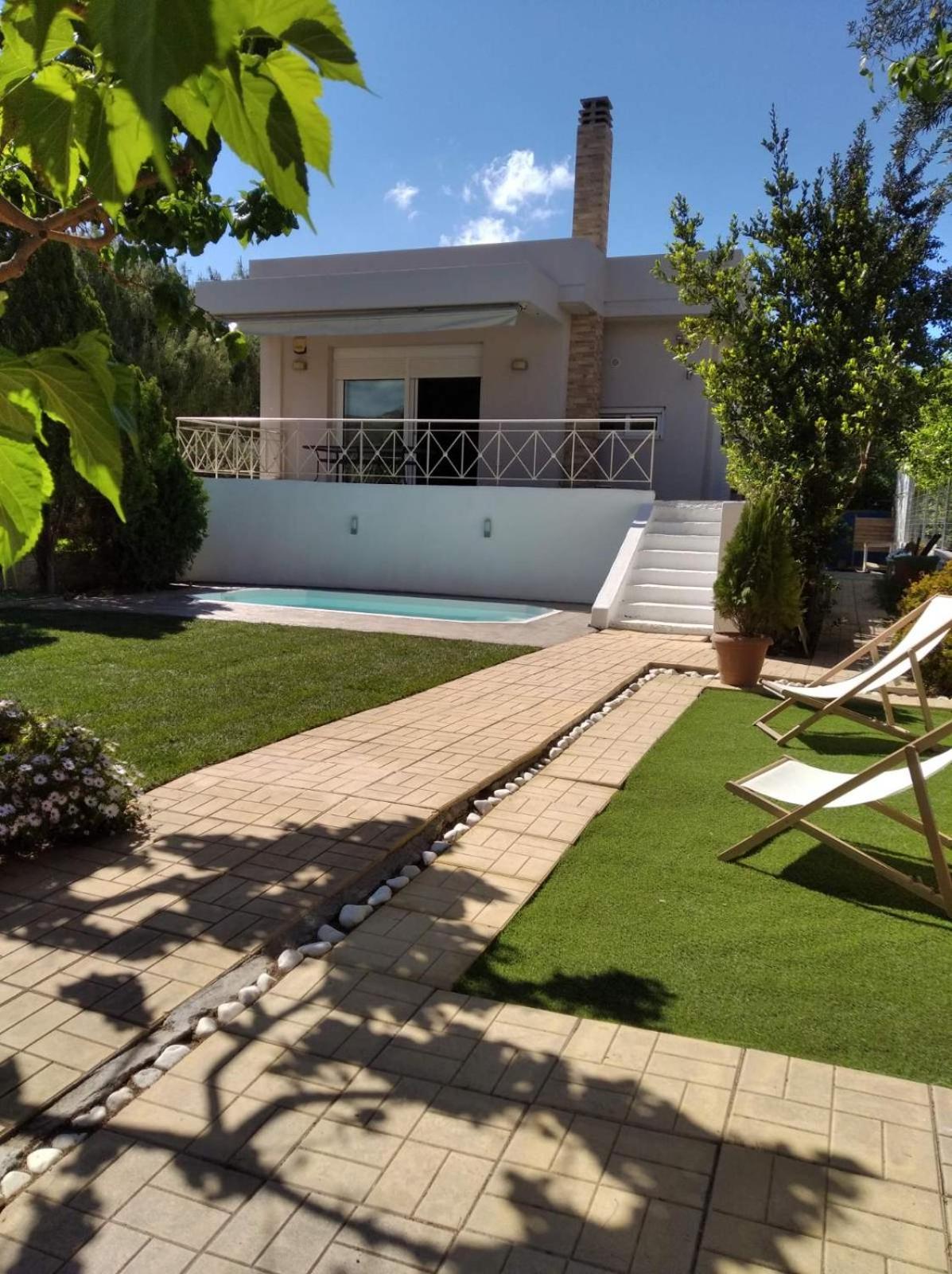 Cozy Villa Vita Lagonisi Kalivia Thorikou Extérieur photo