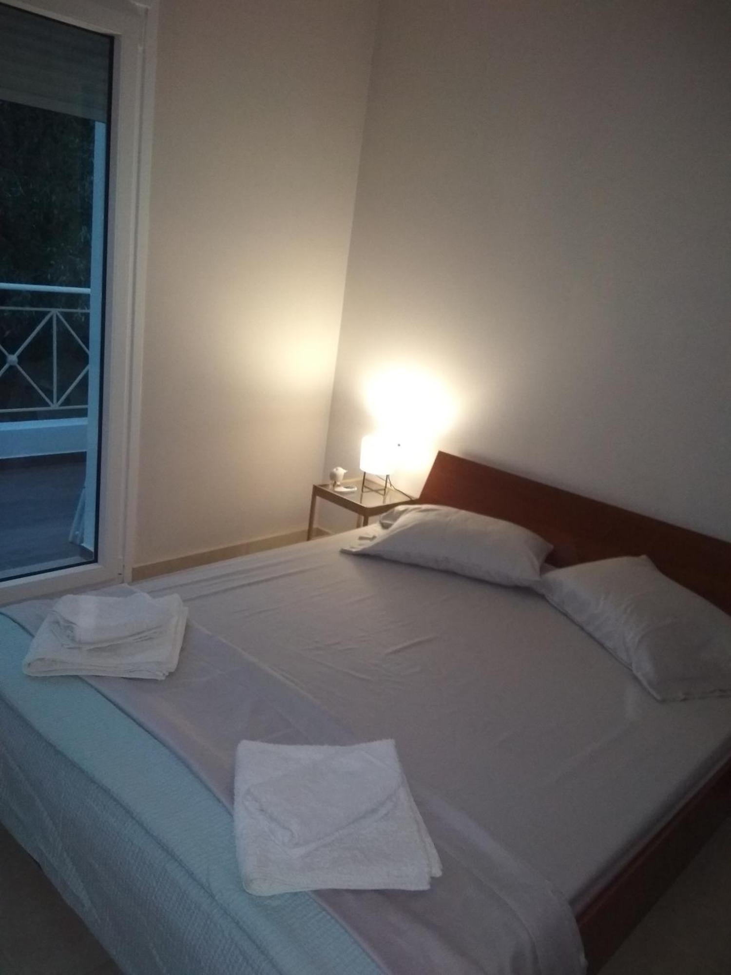 Cozy Villa Vita Lagonisi Kalivia Thorikou Chambre photo